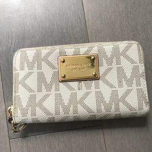 Michael Korda wristlet